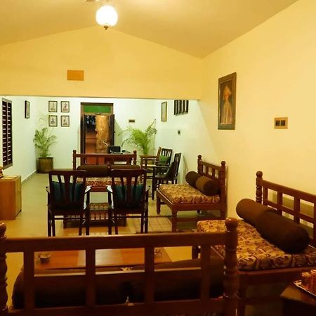 Tanjore Inn Танджавур Экстерьер фото